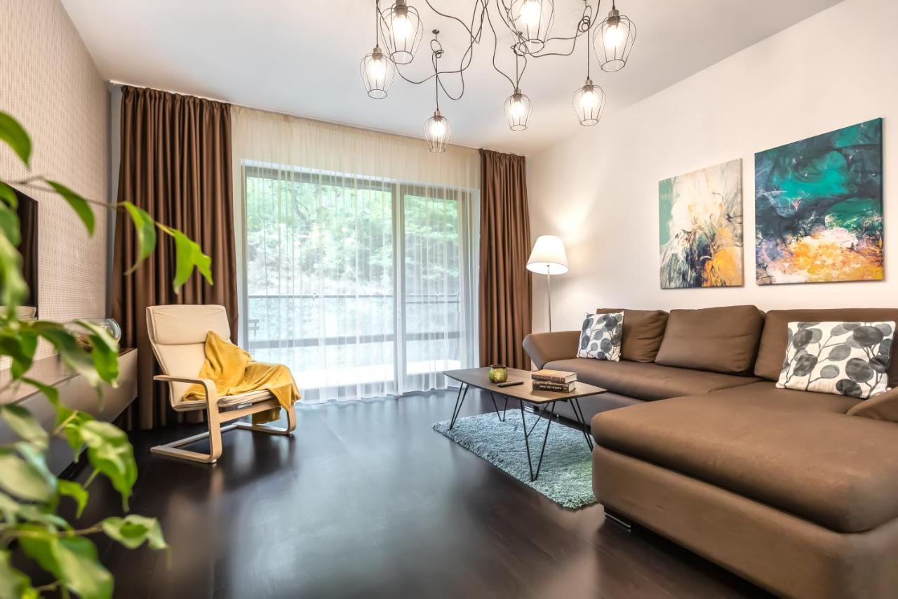 Tampa Gardens Apartments - Adults Only Brasov Luaran gambar